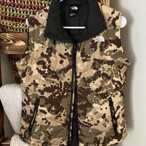 Women’s North Face camo vest